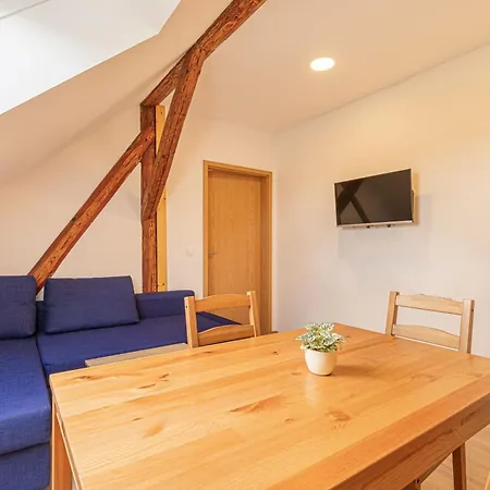 Holy Harmony Apartment *
